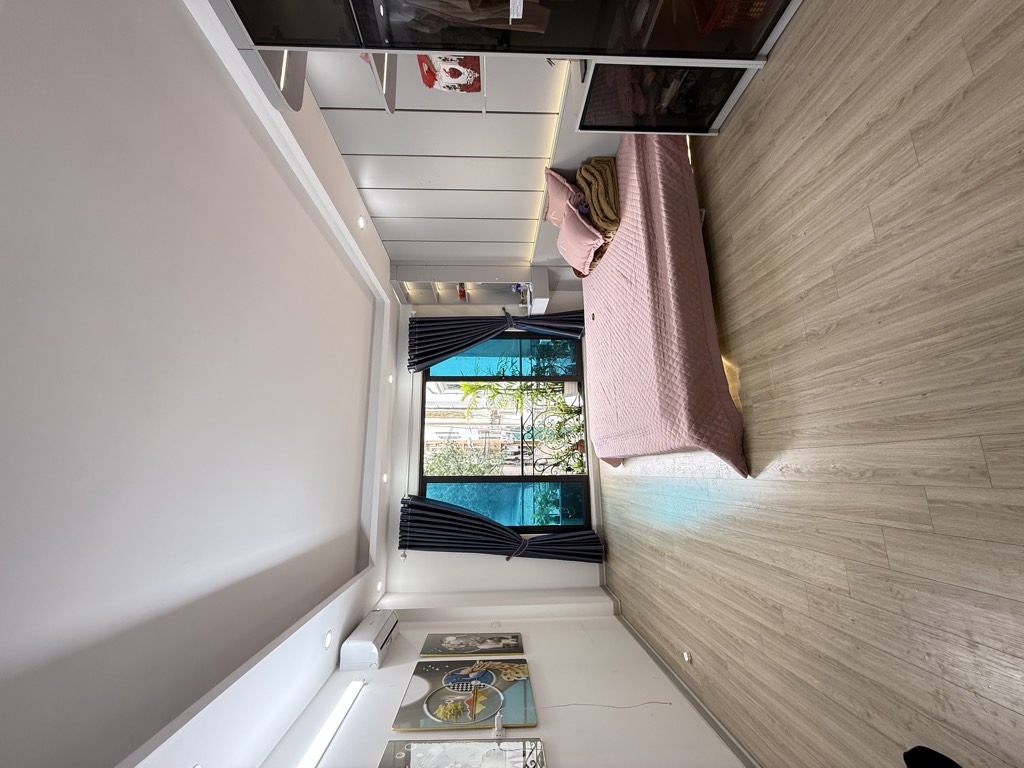 BÁN NHÀ ĐẸP TRƯƠNG ĐỊNH, HƠN 40M2, 6 TẦNG 4 NGỦ, ĐỦ NỘI THẤT CHỈ 8.X TỶ